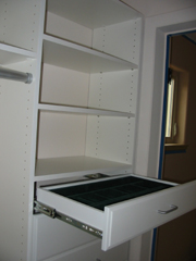 Closet 12