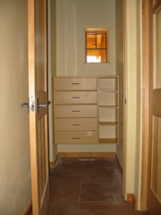 Closet  8